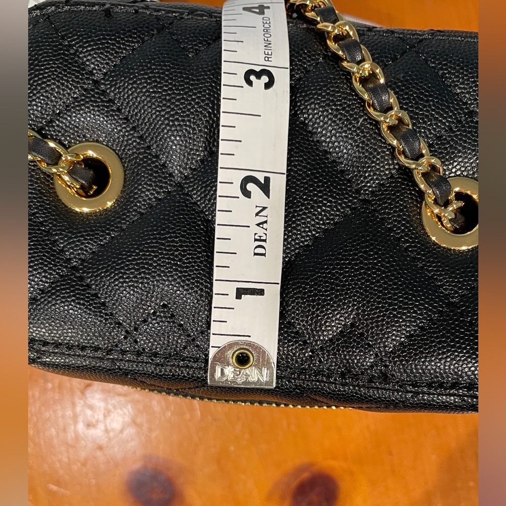 Charles & Keith Black Quilt Bag - Picture 14 of 14